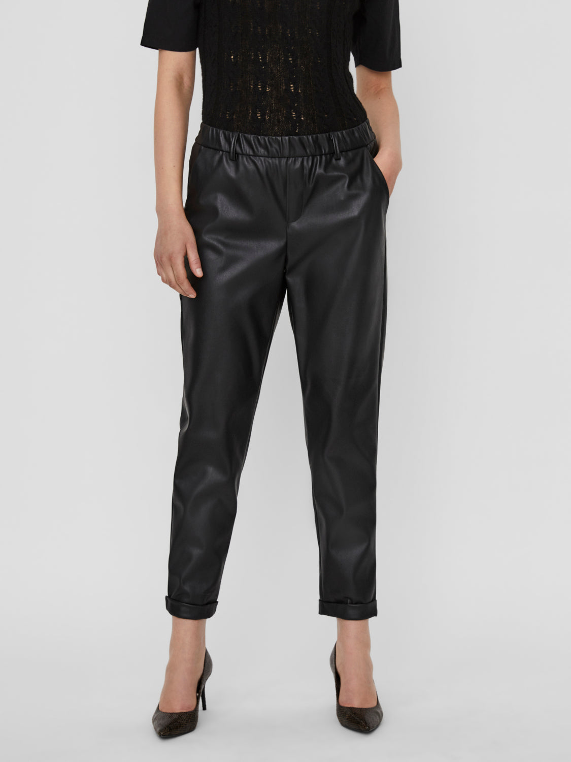 VMMAYA Pants - Black